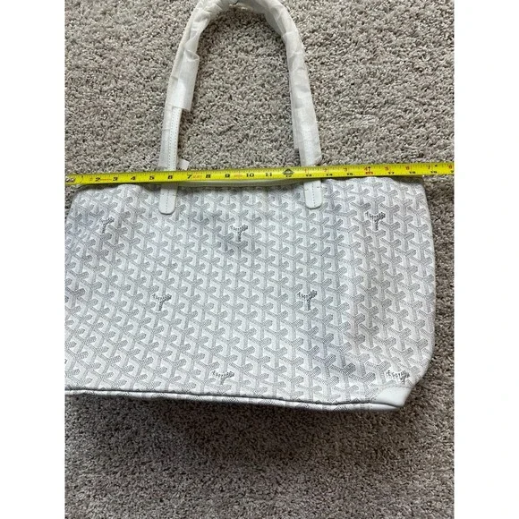 Goyard Saint Louis Tote Bag in White Goyardine Canvas - Picture 12 of 12
